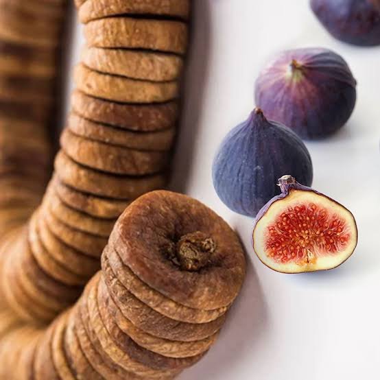 Fresh and dried organic fig - Image 5